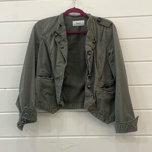 Super cute blazer.